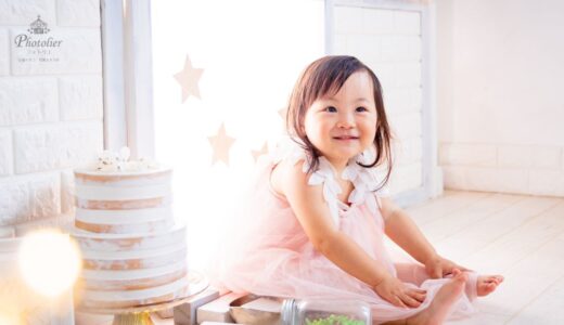 2歳のお誕生日の女の子のお誕生日撮影でした