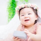 １歳のお誕生日の女の子